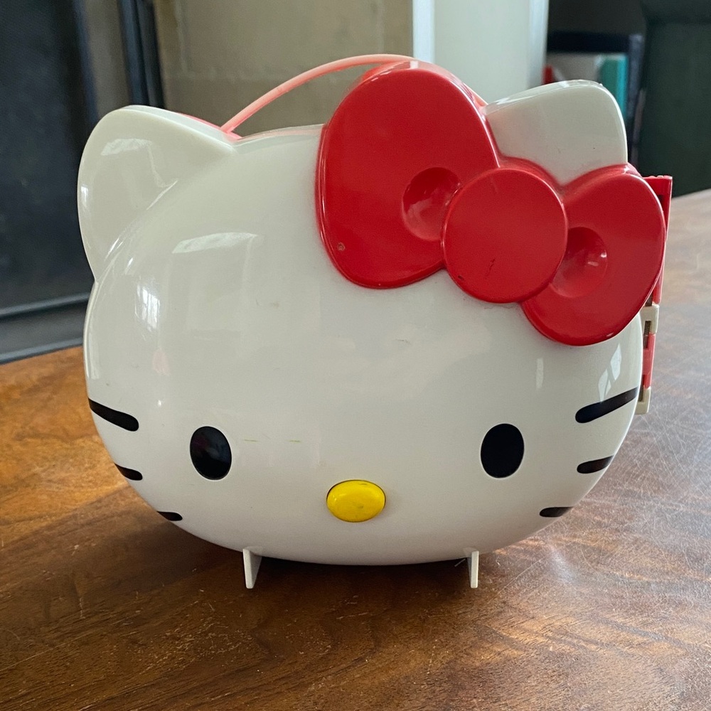Hello Kitty RARE 2003 Ribbon Cafe Toho Set Toy Tables Food Sign Umbrella